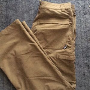 Patagonia 32 hiking pants EUC